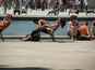  bain de soleil sur une chaise au jardin des Tuileries